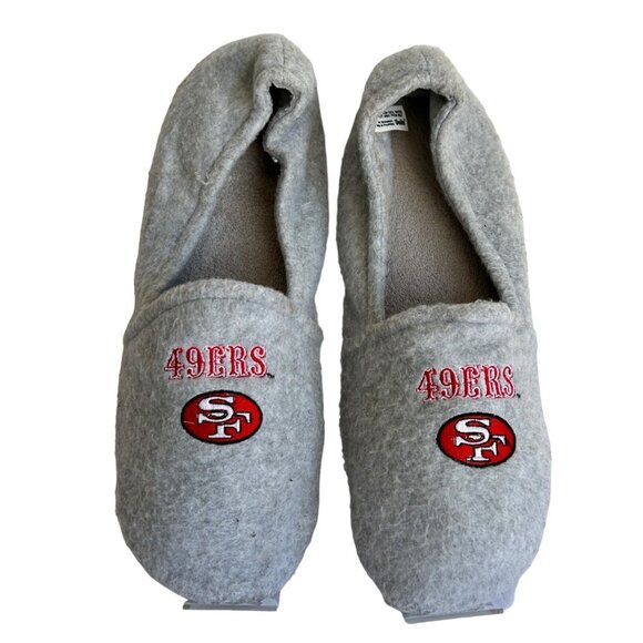 NFL San Francisco 49ers Isotoner Large Grey Slippers - Picture 1 of 10